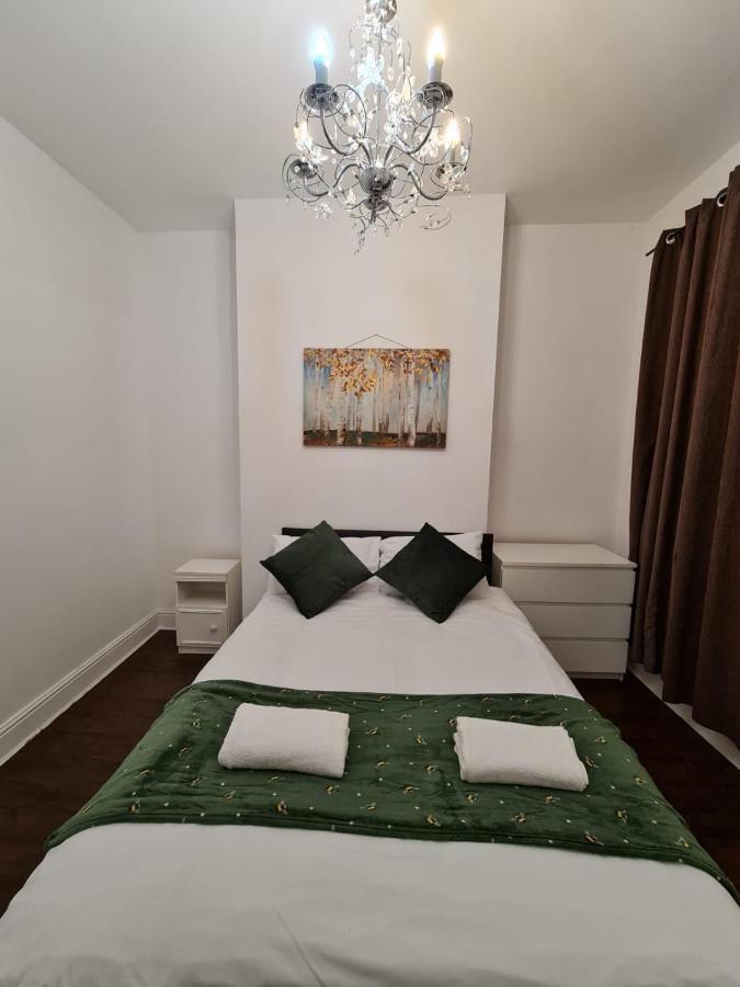 Canary Wharf Holiday Rooms Londres Extérieur photo