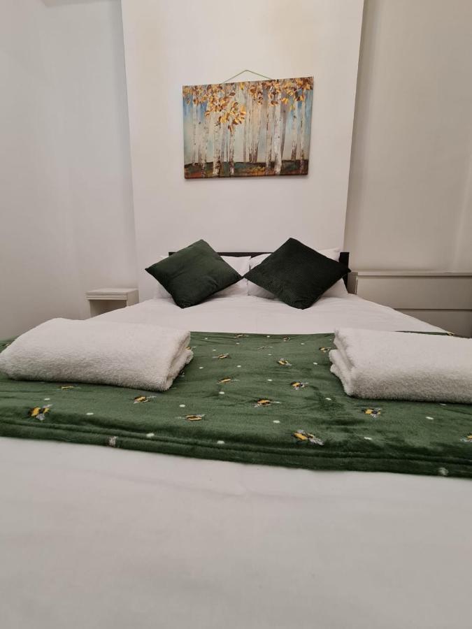 Canary Wharf Holiday Rooms Londres Extérieur photo